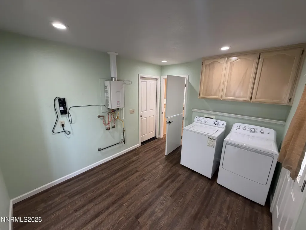 14 Pebble Beach Yerington NV 89447