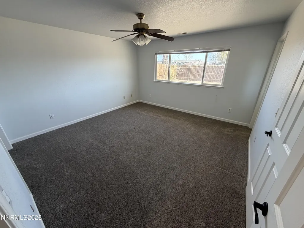 14 Pebble Beach Yerington NV 89447