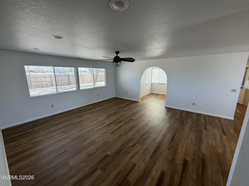 14 Pebble Beach Yerington NV 89447