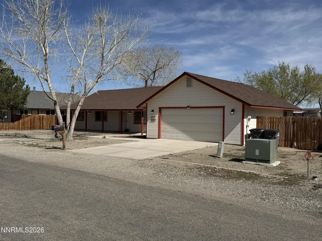 14 Pebble Beach Yerington NV 89447