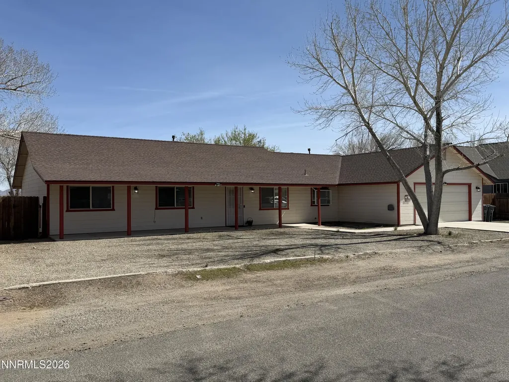 14 Pebble Beach Yerington NV 89447
