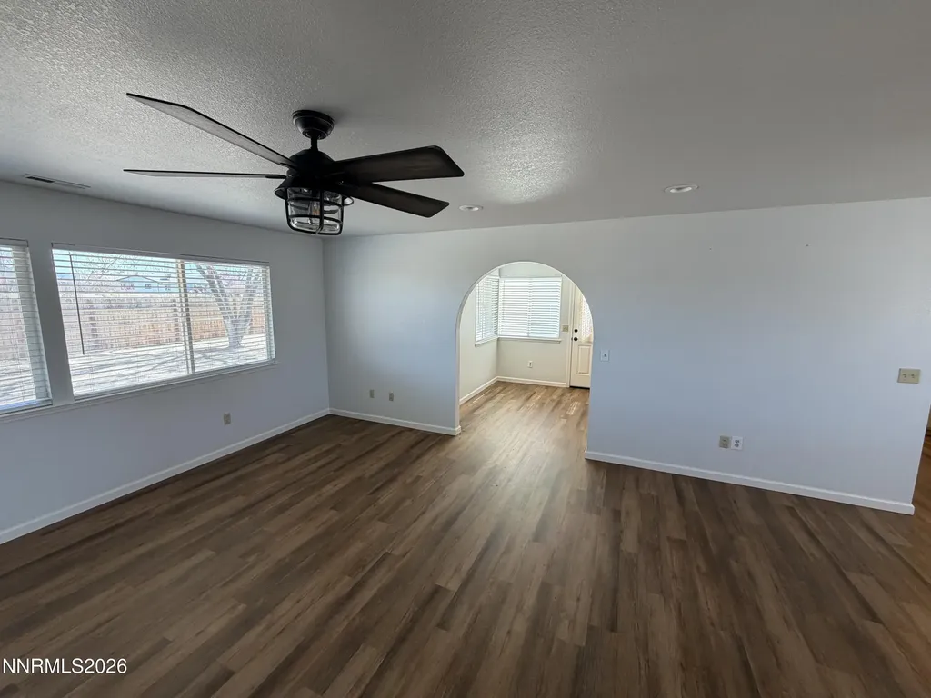 14 Pebble Beach Yerington NV 89447