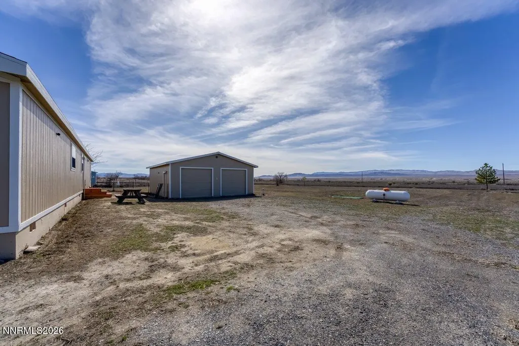 22225 Topaz Lake Lovelock NV 89419
