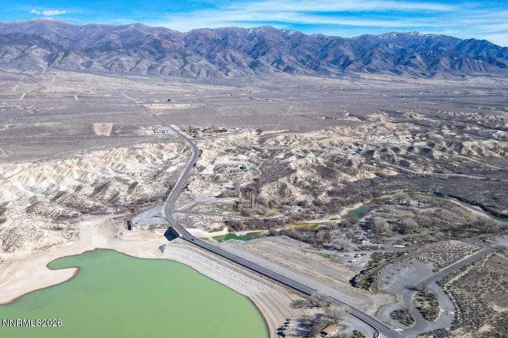 22225 Topaz Lake Lovelock NV 89419