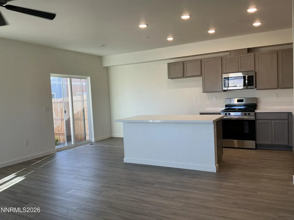 359 Halite Dayton NV 89403