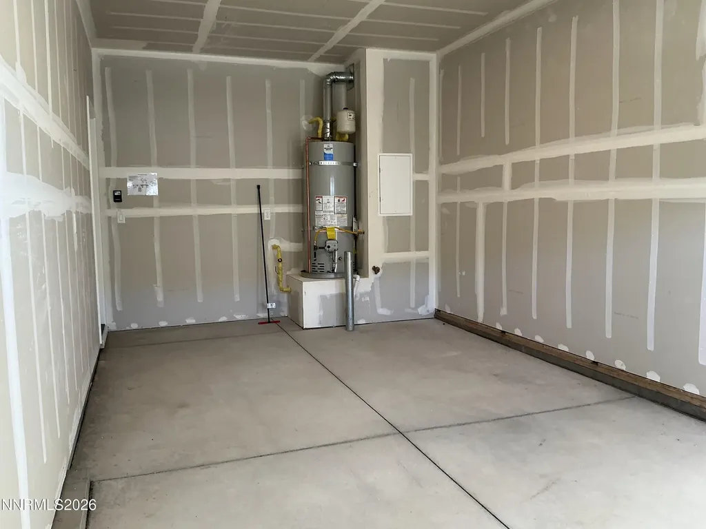 258 Green Dayton NV 89403