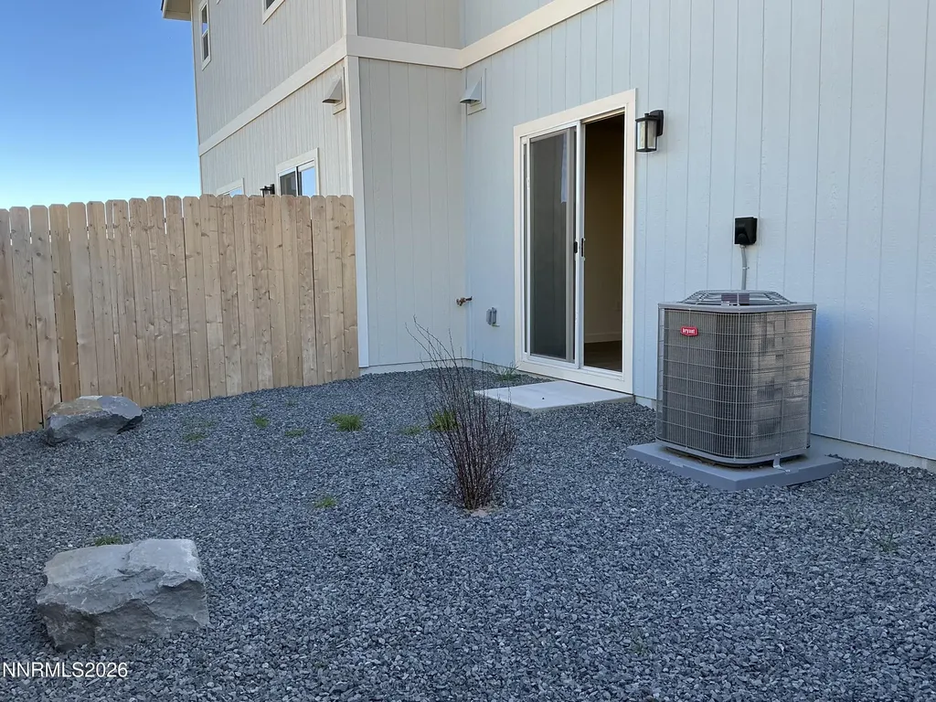 258 Green Dayton NV 89403