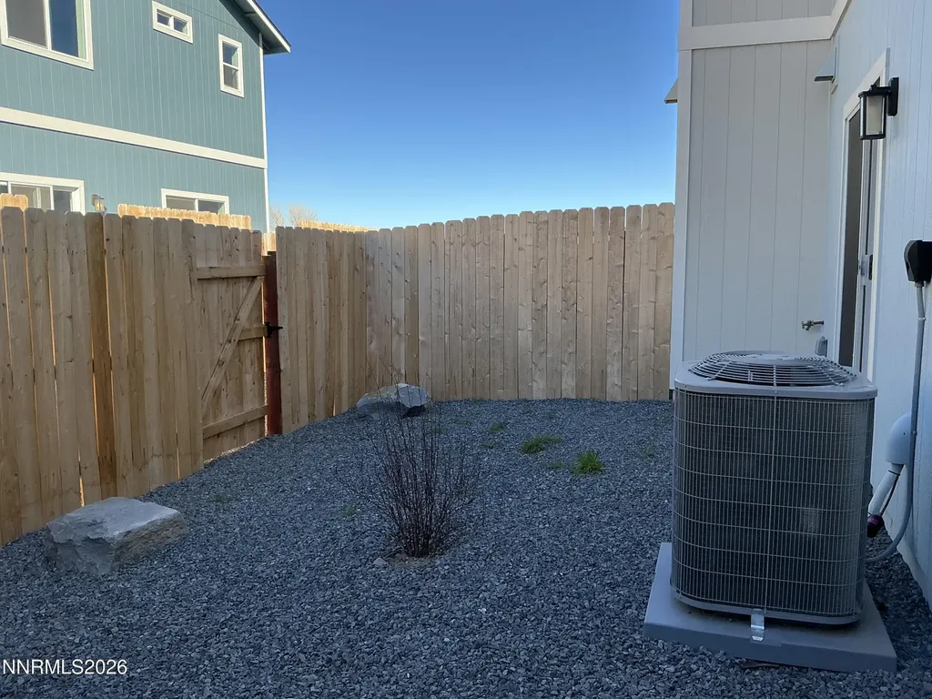 258 Green Dayton NV 89403