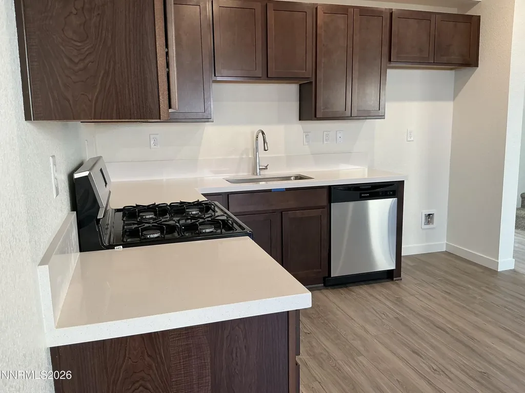 258 Green Dayton NV 89403