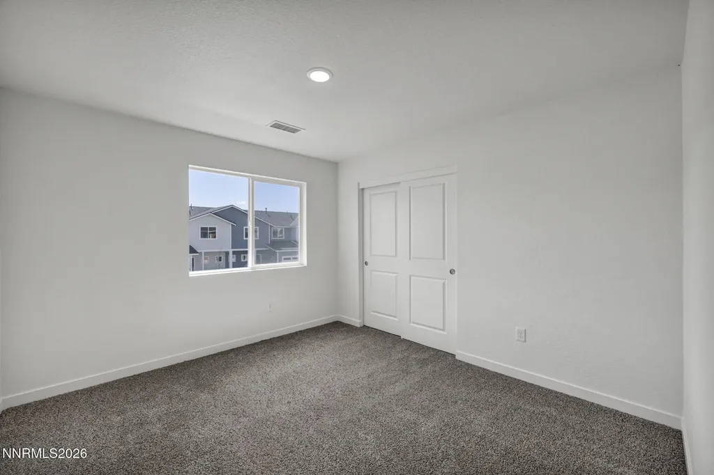 260 Green Dayton NV 89403