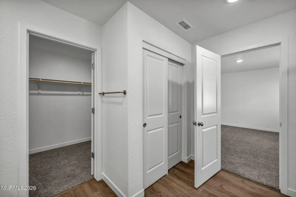 260 Green Dayton NV 89403