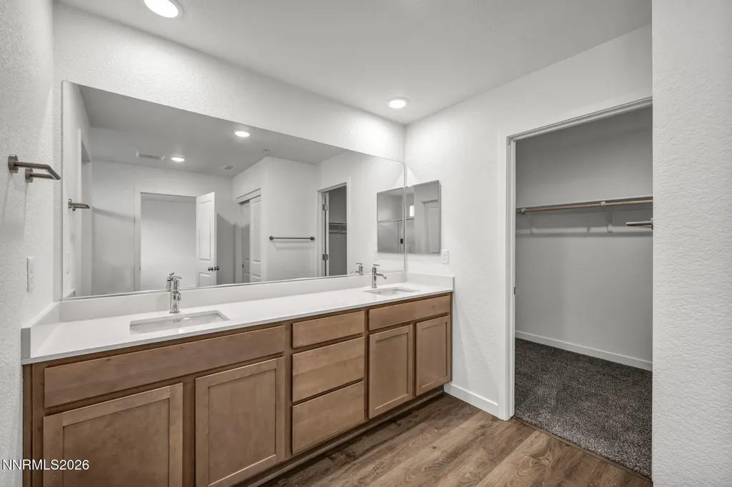 260 Green Dayton NV 89403