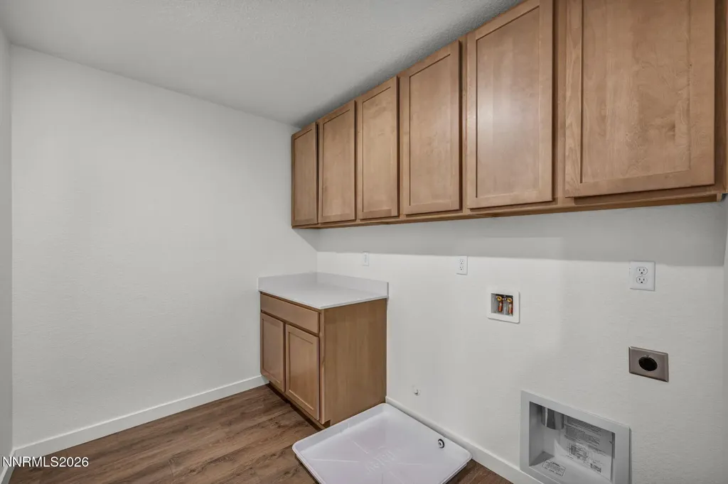 260 Green Dayton NV 89403