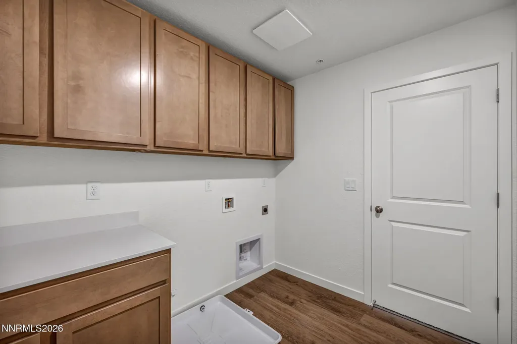 260 Green Dayton NV 89403
