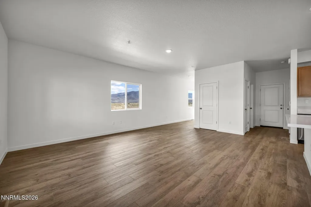 260 Green Dayton NV 89403