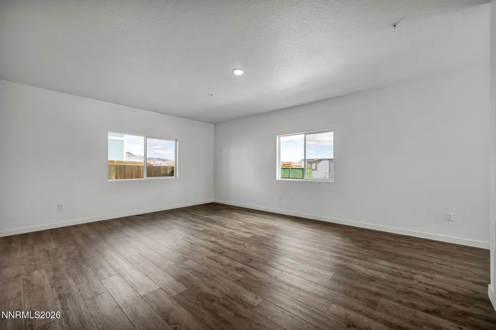 260 Green Dayton NV 89403