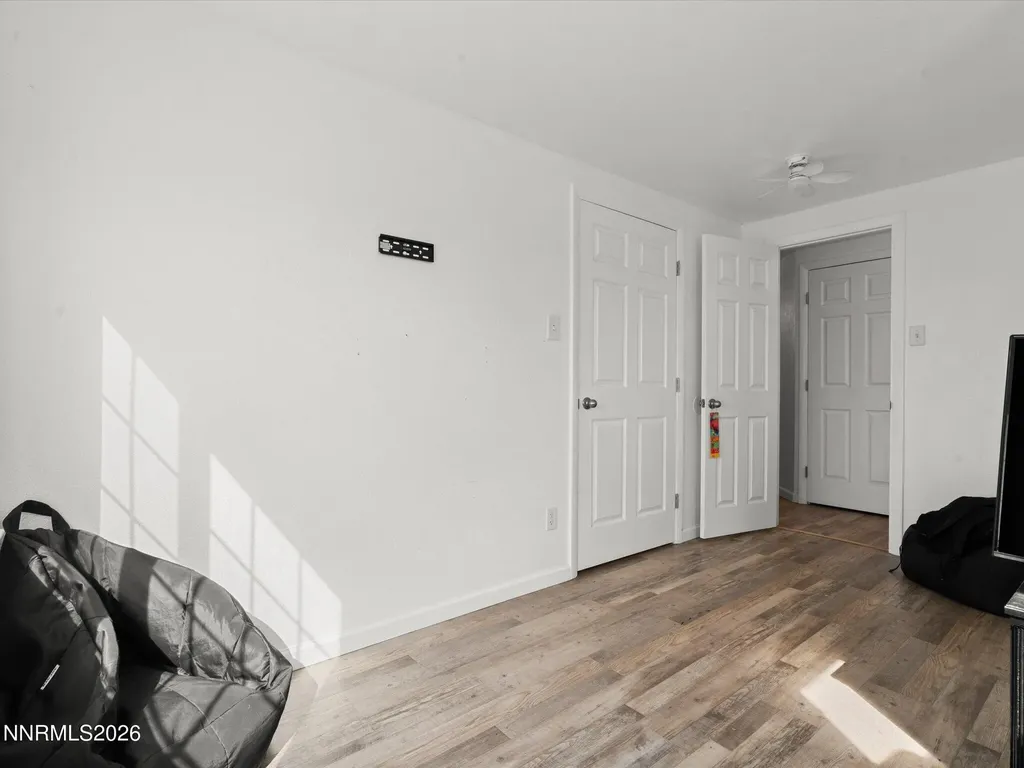 3320 Della Fallon NV 89406