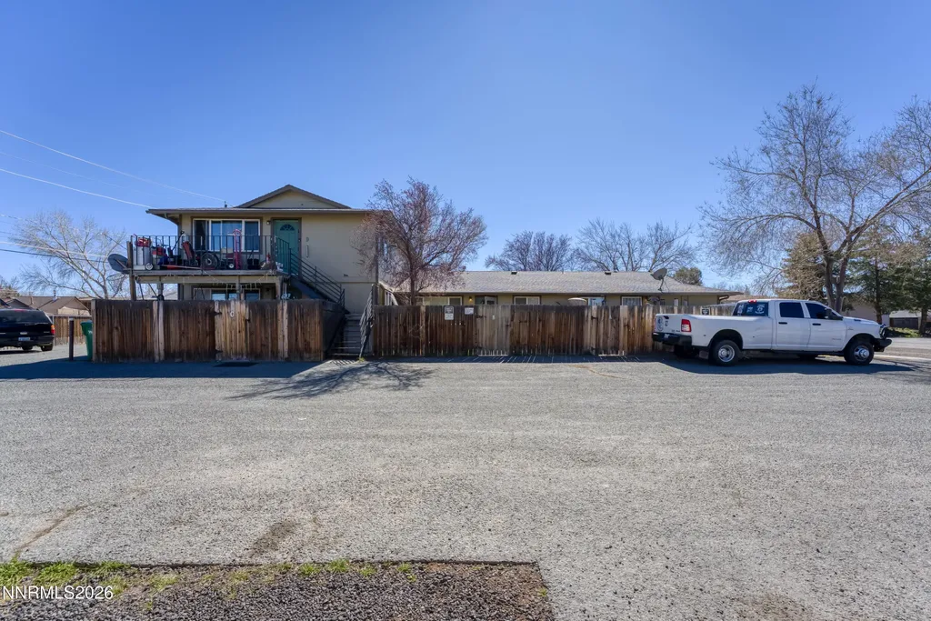 1513 Edmonds Carson City NV 89701