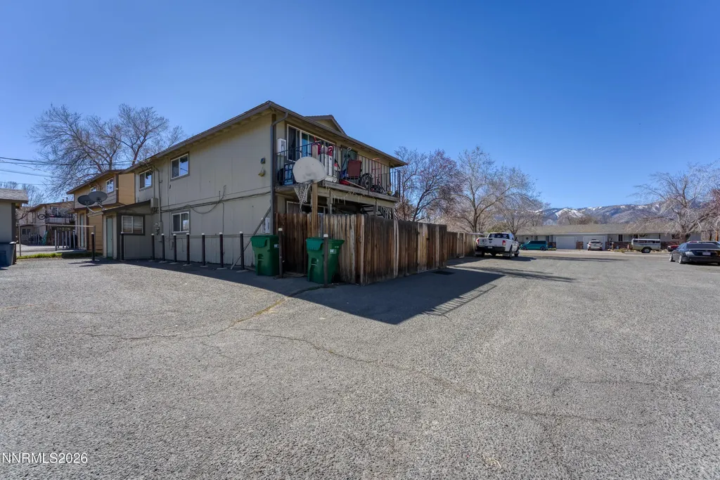 1513 Edmonds Carson City NV 89701