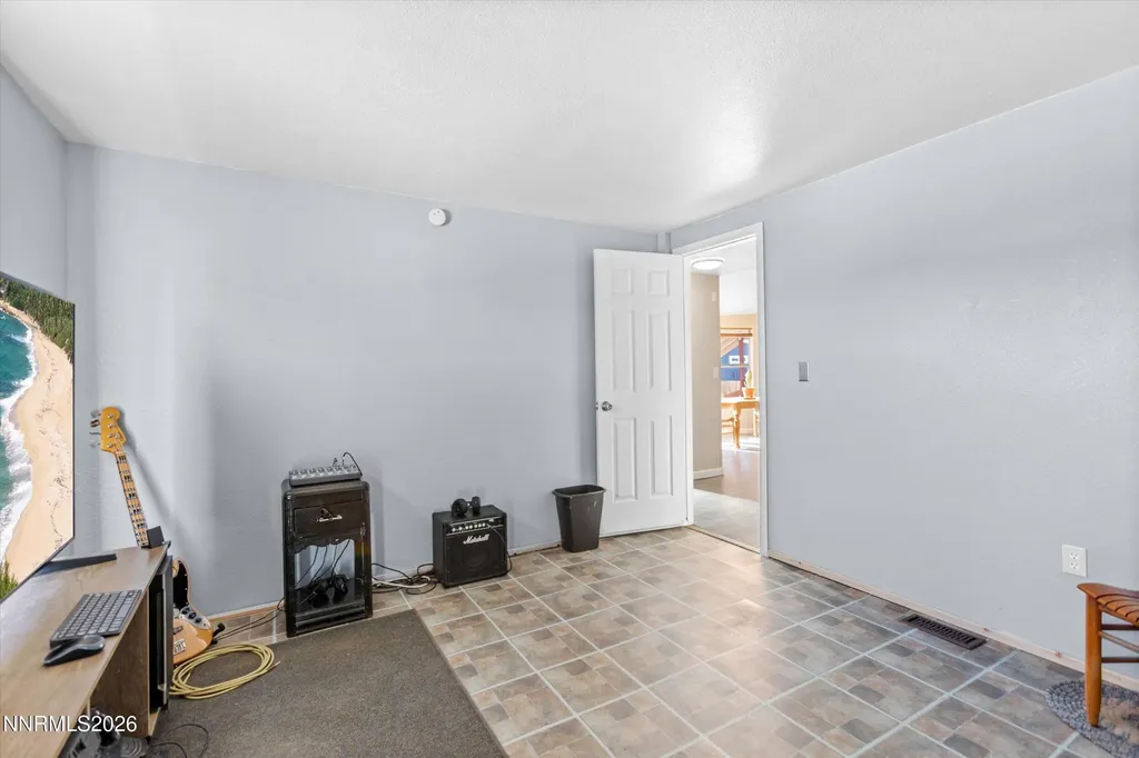 4075 Bobolink Reno NV 89508