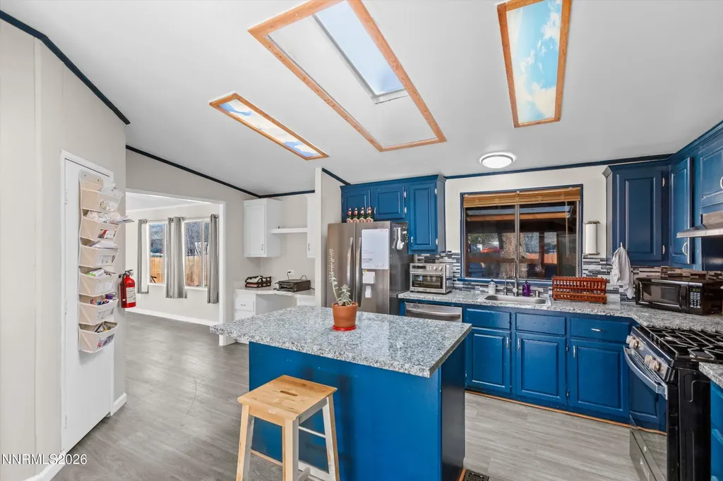 4075 Bobolink Reno NV 89508