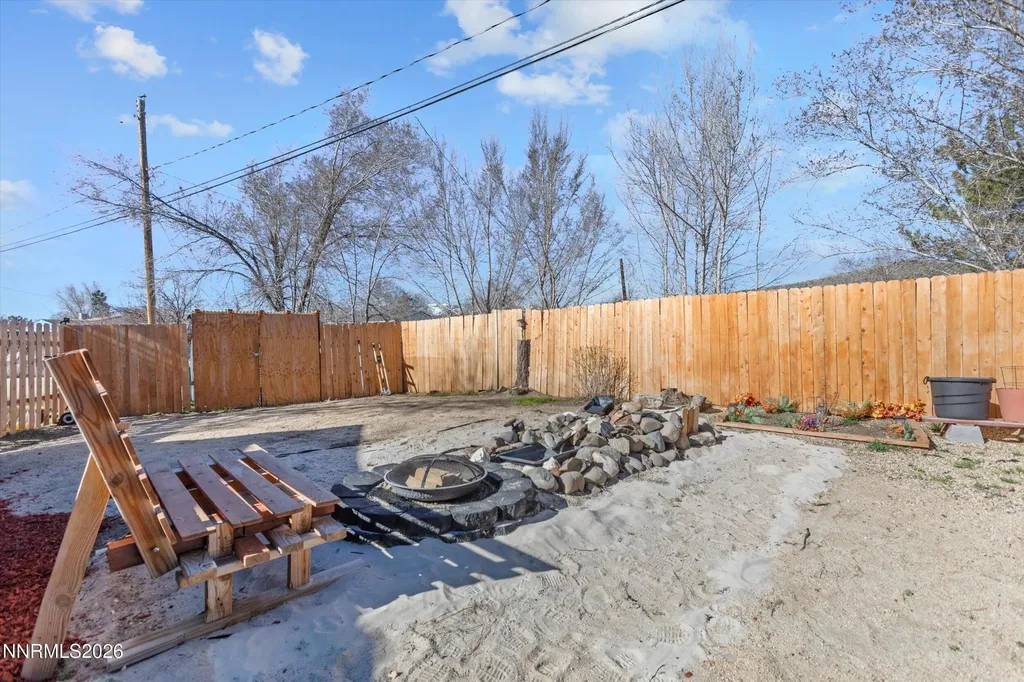 4075 Bobolink Reno NV 89508