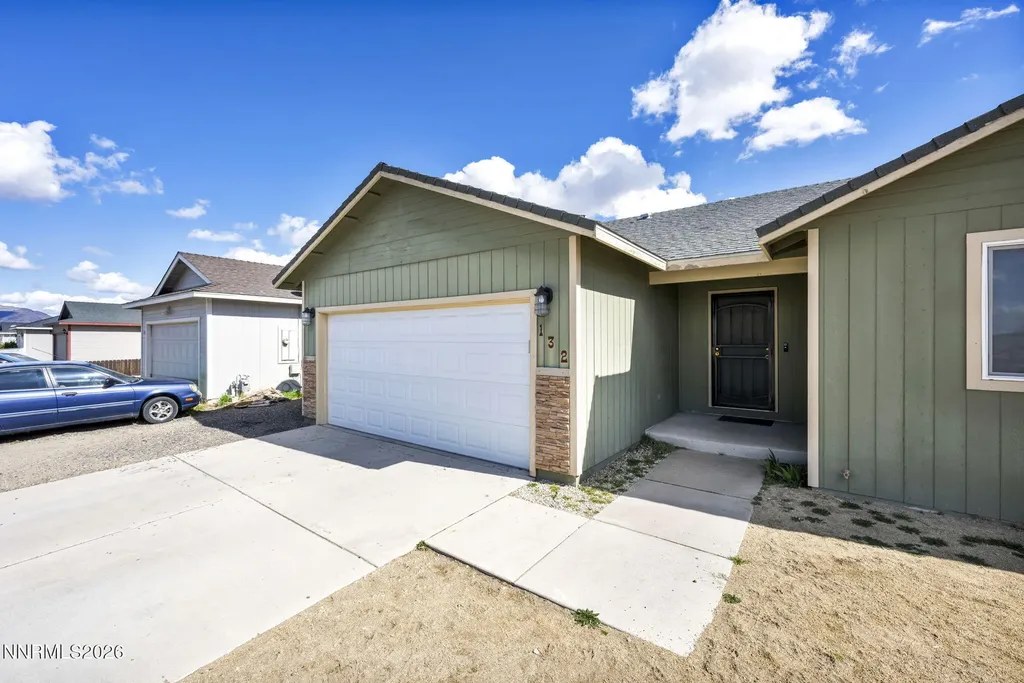 132 Campfire Fernley NV 89408
