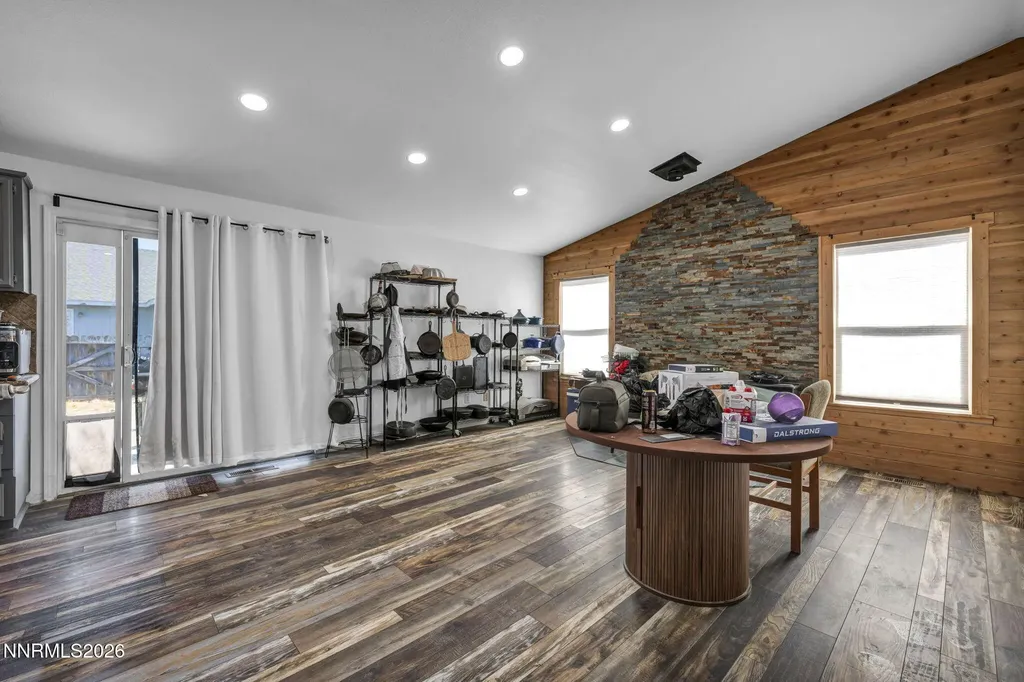 132 Campfire Fernley NV 89408