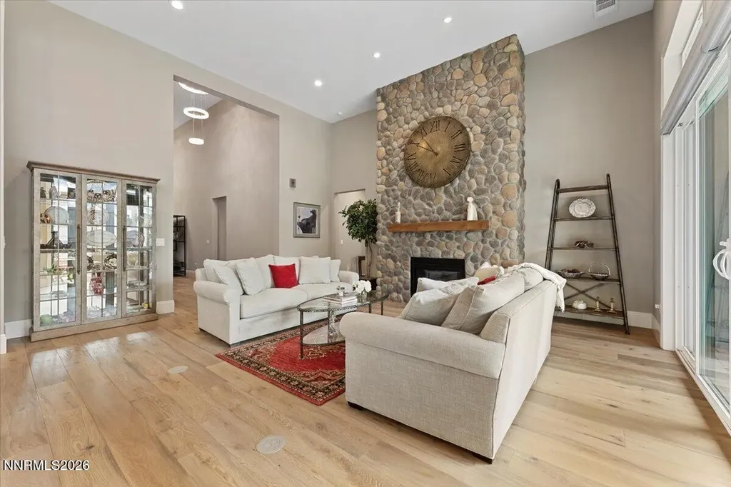 722 Pleasant Oak Reno NV 89511