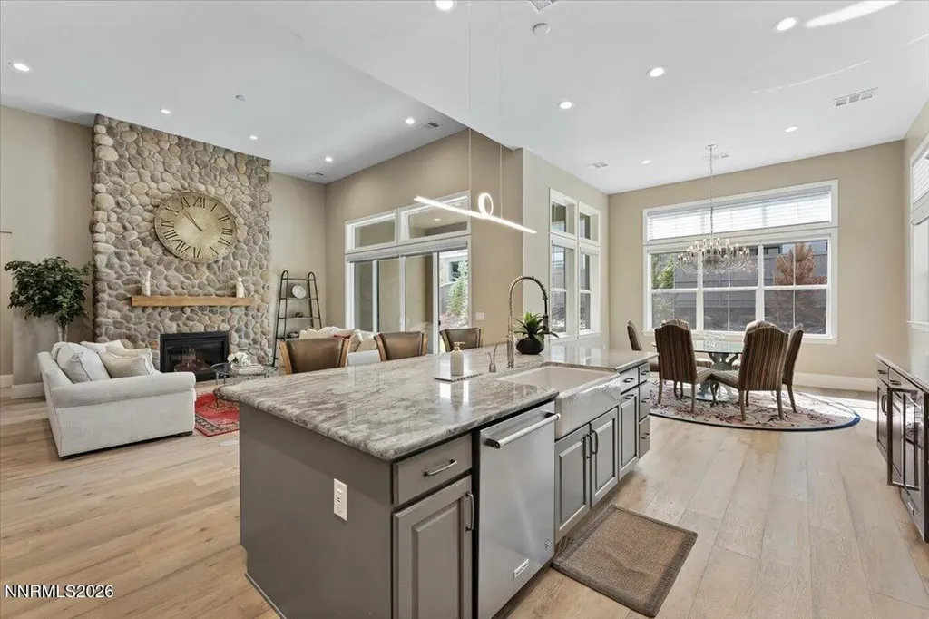 722 Pleasant Oak Reno NV 89511