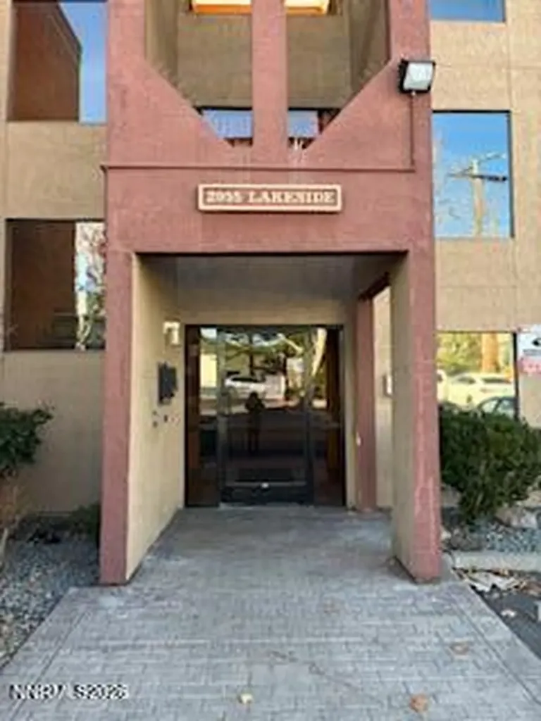 2955 Lakeside Reno NV 89509