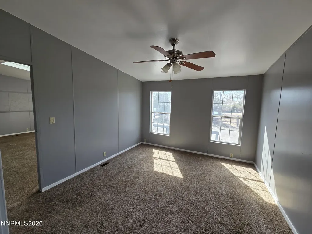 1160 8th Silver Springs NV 89429