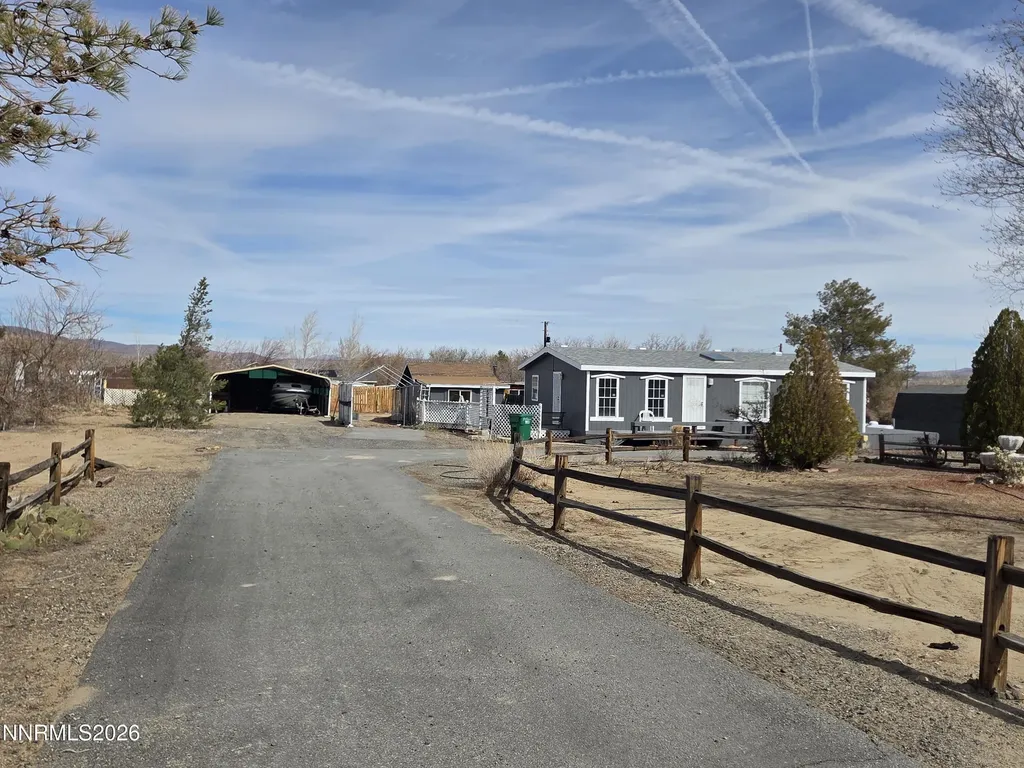 1160 8th Silver Springs NV 89429