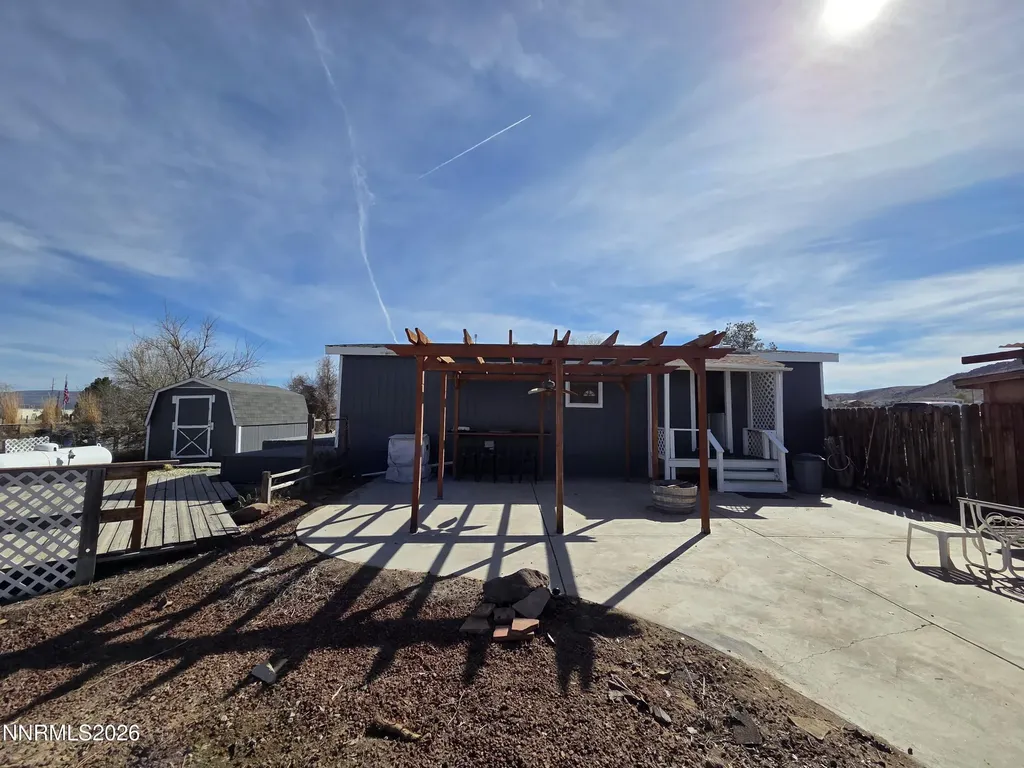 1160 8th Silver Springs NV 89429