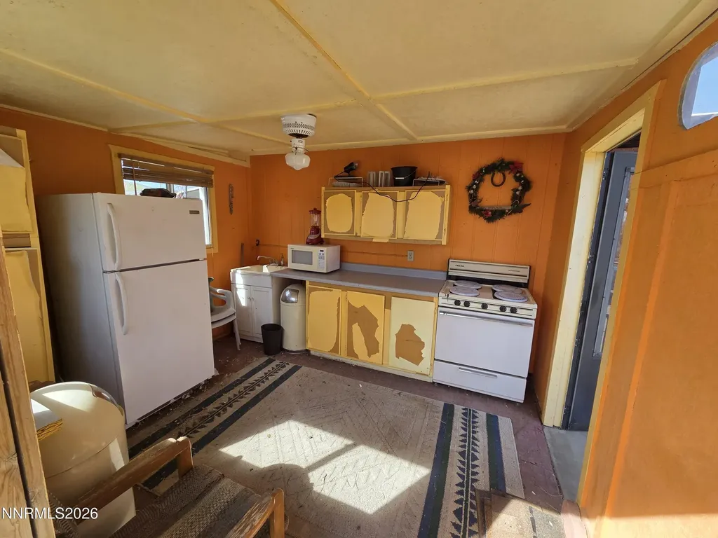 1160 8th Silver Springs NV 89429