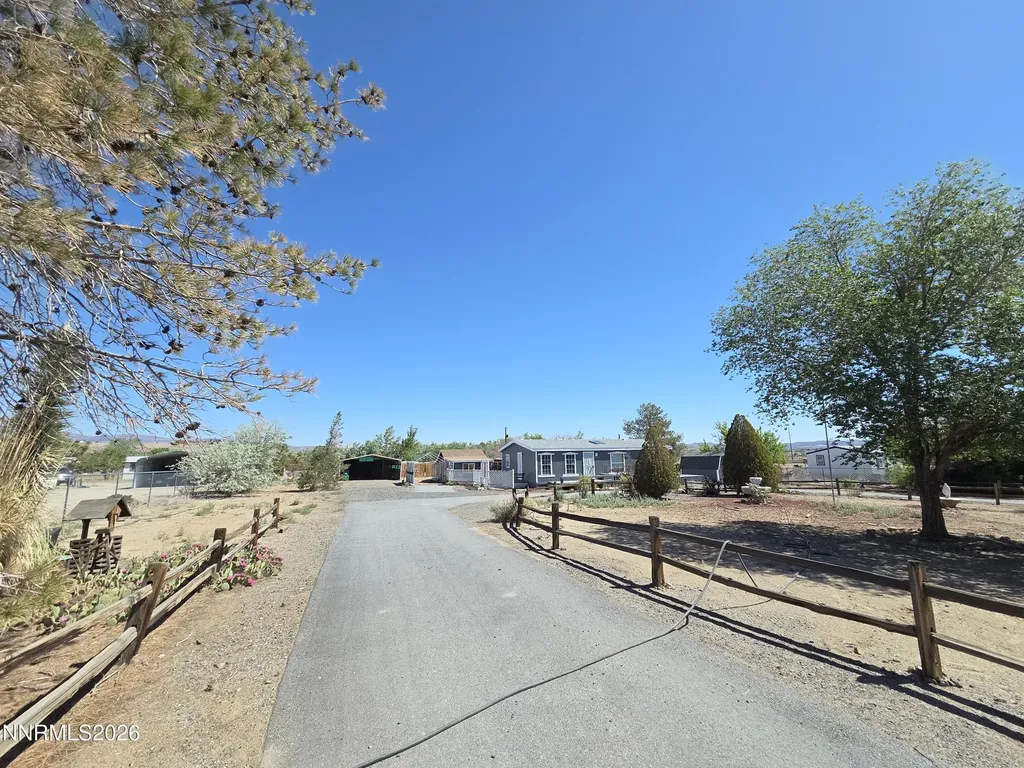 1160 8th Silver Springs NV 89429