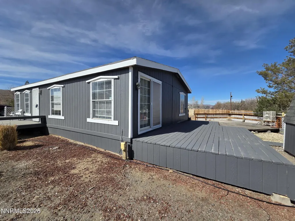 1160 8th Silver Springs NV 89429
