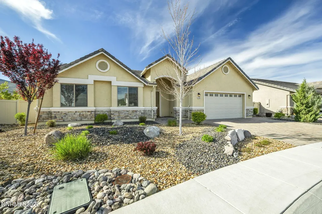 2426 Silver Maple Reno NV 89521