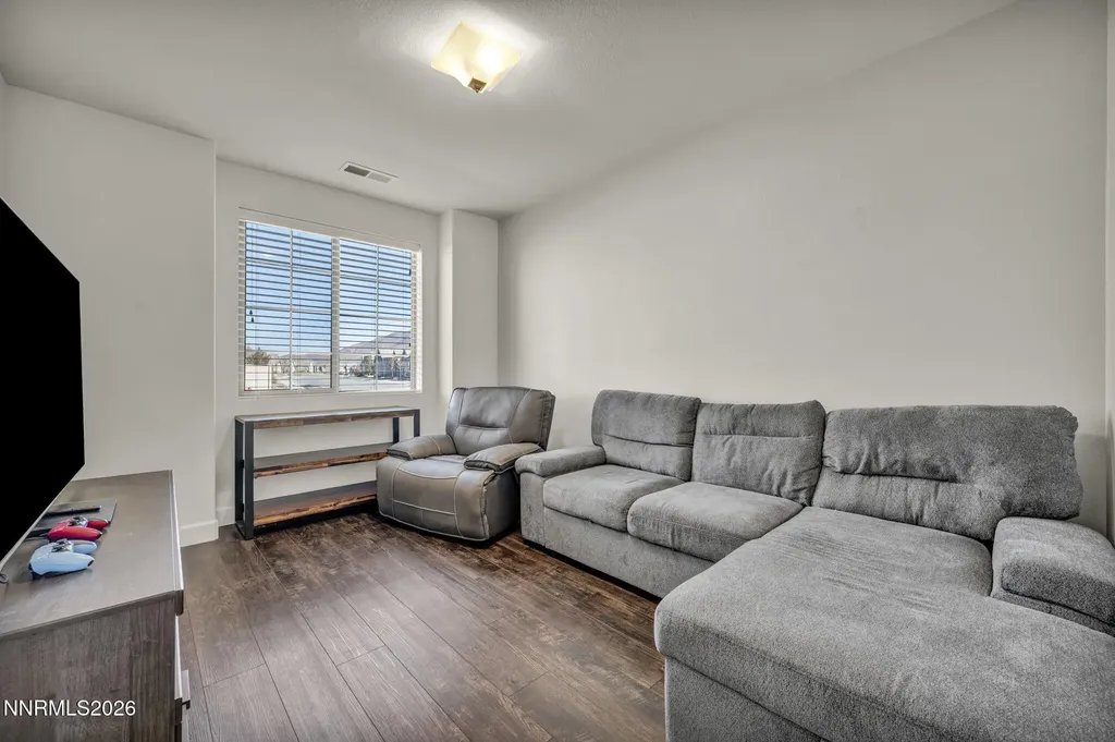 2426 Silver Maple Reno NV 89521