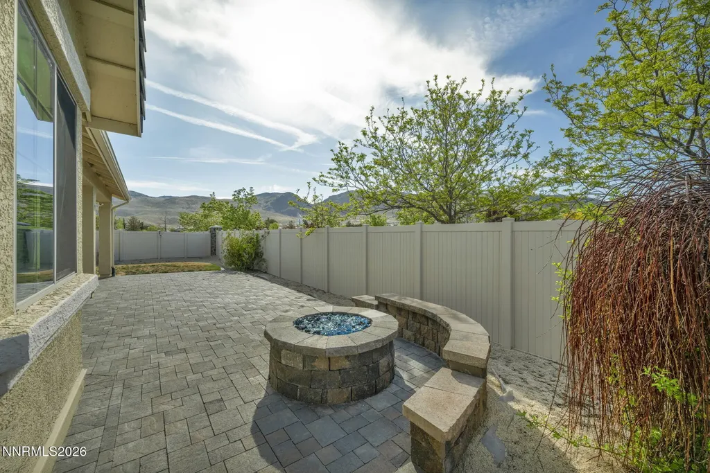 2426 Silver Maple Reno NV 89521