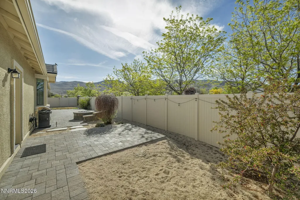 2426 Silver Maple Reno NV 89521