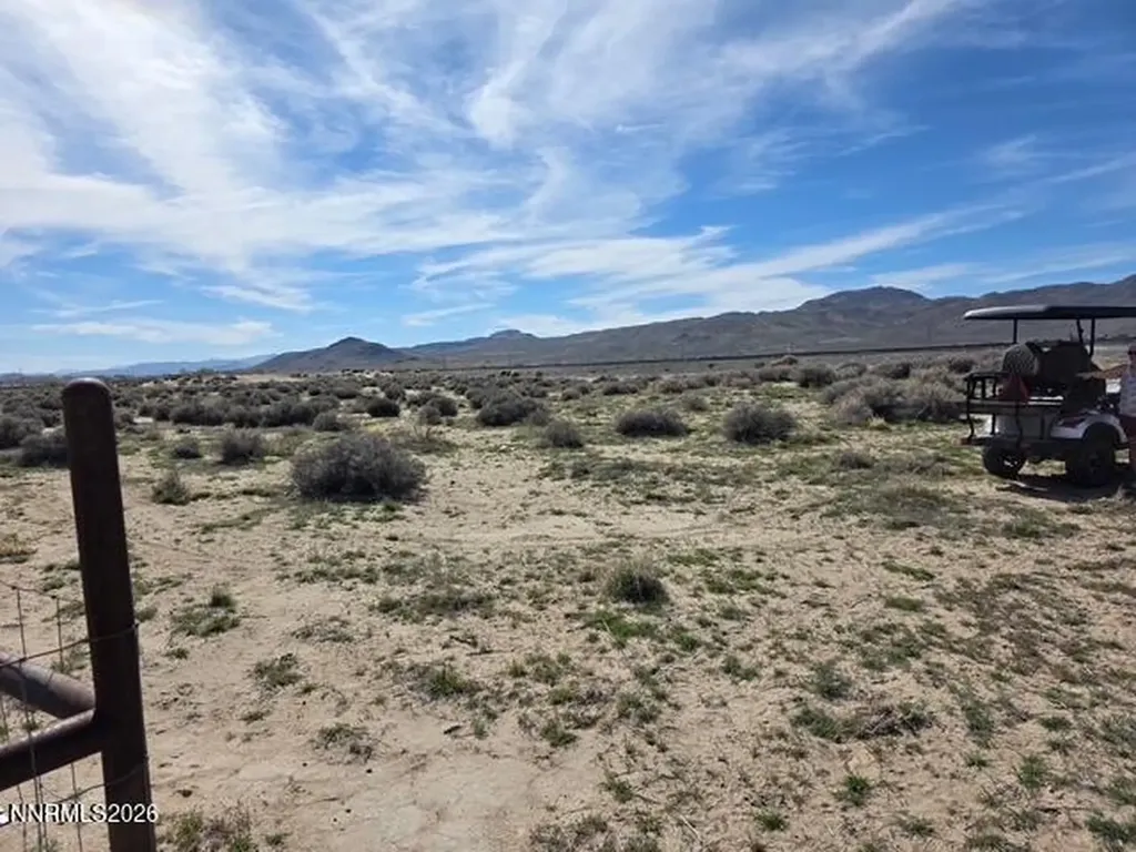 1390 4th Silver Springs NV 89429