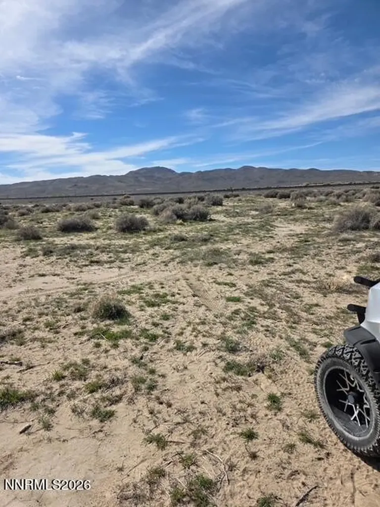 1390 4th Silver Springs NV 89429