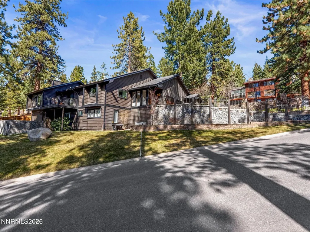 1246 Hidden Woods Glenbrook NV 89413