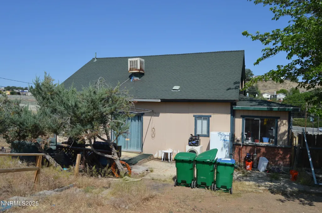 3325 Clear Acre Reno NV 89512