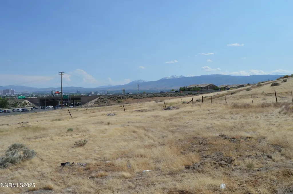 3325 Clear Acre Reno NV 89512