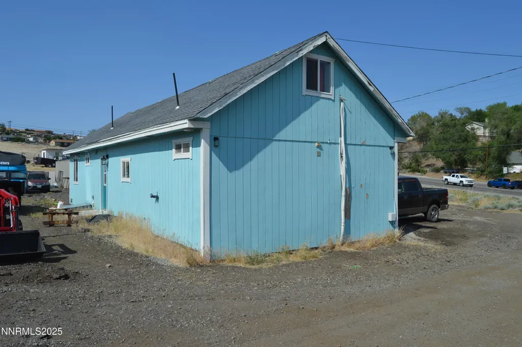 3325 Clear Acre Reno NV 89512