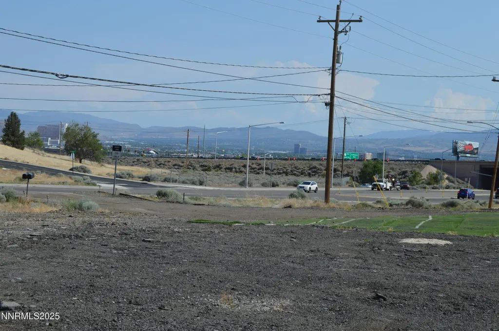 3325 Clear Acre Reno NV 89512