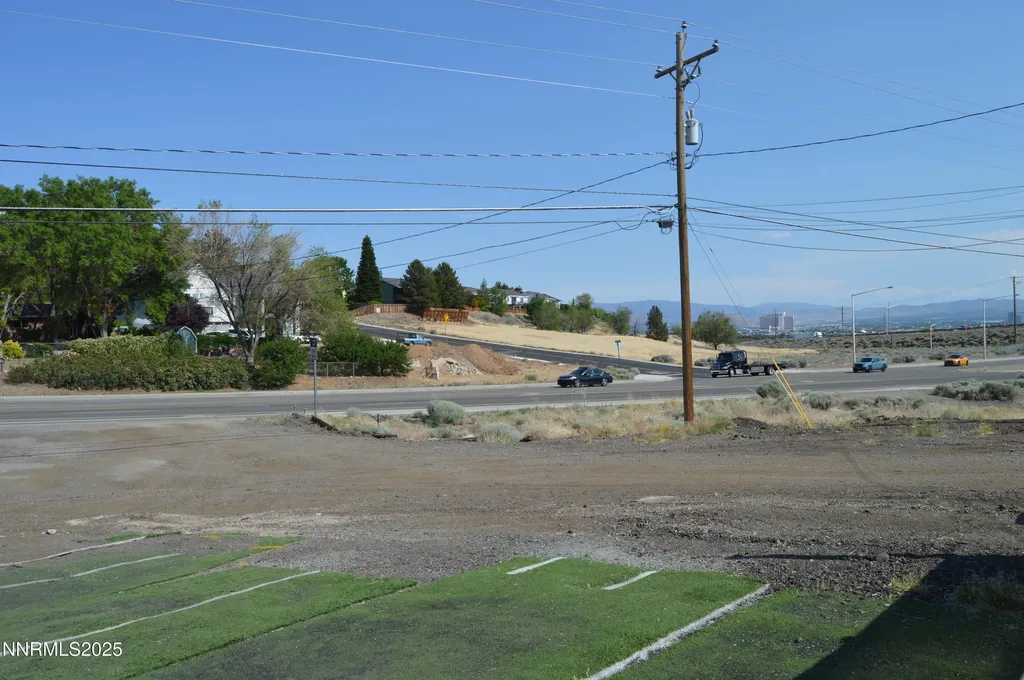 3325 Clear Acre Reno NV 89512