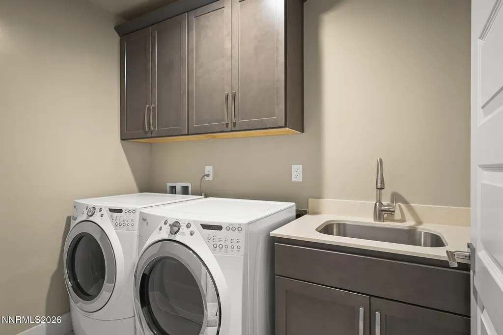 4856 Sierra Pine Reno NV 89519